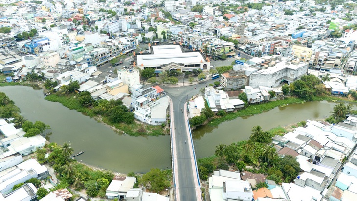 Một góc thành phố Gò Công - Ảnh: HOÀI THƯƠNG