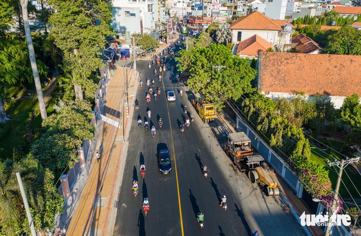 Hệ thống thoát nước đường Võ Văn Ngân đã hoàn thành sau gần 4 năm xây dựng được kỳ vọng giảm ngập, giảm ô nhiễm - Ảnh: CHÂU TUẤN