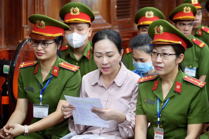 Viện kiểm sát vẫn giữ nguyên đề nghị tử hình đối với bà Trương Mỹ Lan - Ảnh: HỮU HẠNH