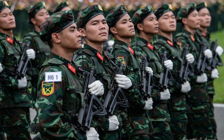 Công an, Quân đội hợp luyện diễu binh, diễu hành kỷ niệm 70 năm Chiến thắng Điện Biên Phủ