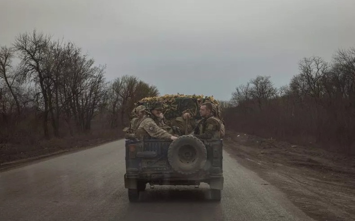 Ông Zelensky nói Nga chuẩn bị đưa thêm 300.000 quân đến Ukraine