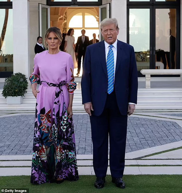 Ông Donald Trump và phu nhân Melania tại buổi gây quỹ - Ảnh: GETTY IMAGES