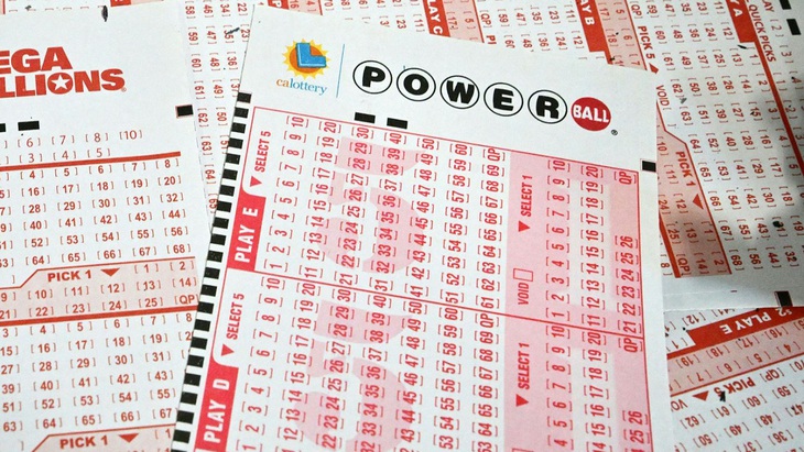 Giải độc đắc Powerball ngày 7-4 có giá trị tiền mặt lãnh một lần lên đến 621 triệu USD sau thuế - Ảnh: AFP