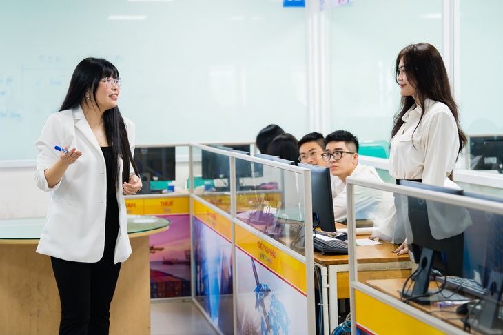 Gen Z tự tin với cách học Quản trị kinh doanh khác biệt- Ảnh 2.