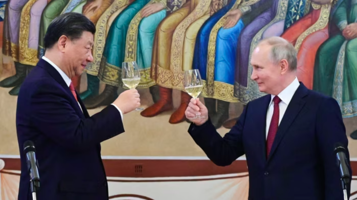 Chủ tịch Trung Quốc Tập Cận Bình (trái) và Tổng thống Nga Vladimir Putin tại Matxcơva, Nga vào tháng 3-2023 - Ảnh: AFP