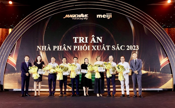 Tri ân những nhà phân phối nhãn hàng Meiji xuất sắc năm 2023