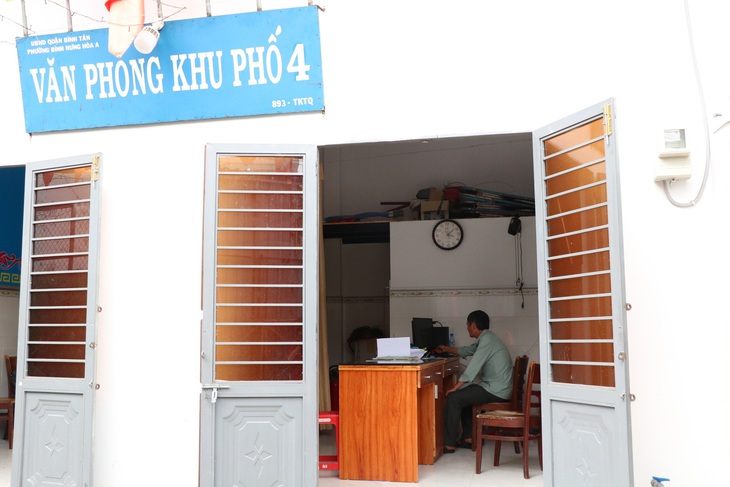 Sau khi sắp xếp, khu phố 2 (phường Bình Hưng Hòa A, quận Bình Tân) đổi tên thành khu phố 4 - Ảnh: CẨM NƯƠNG