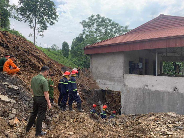 Hiện trường vụ sạt lở đất - Ảnh: ANH HÙNG