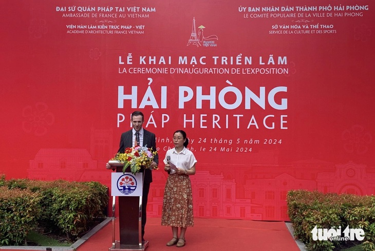 Ông Grégory Charles Robert - phó lãnh sự Pháp tại TP.HCM, phát biểu - Ảnh: HOÀI PHƯƠNG