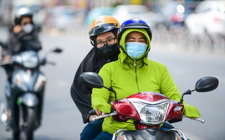 Nắng nóng, dân văn phòng ngồi điều hòa nhiều cẩn thận sốc nhiệt - Ảnh 5.