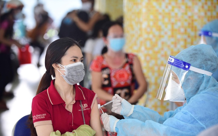 TP.HCM tiêm hơn 9 triệu liều vắc xin AstraZeneca, chưa ghi nhận ca xuất hiện cục máu đông