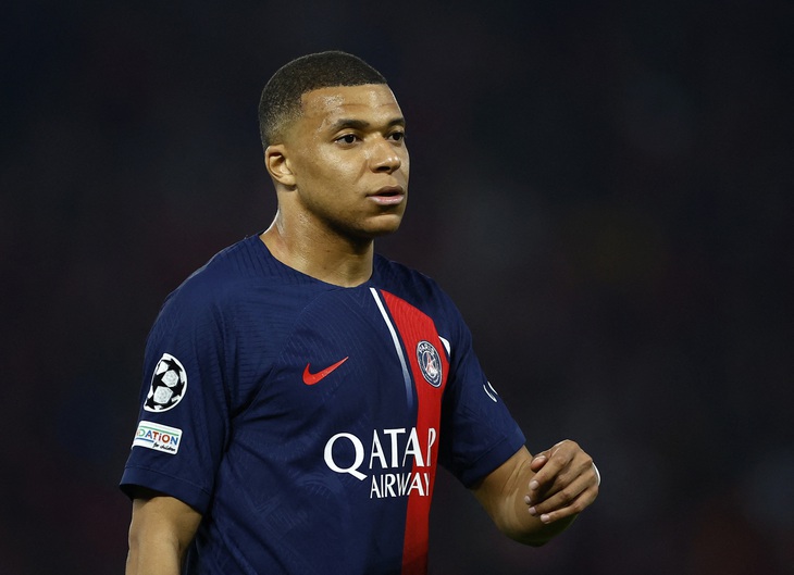 Mbappe lại có ngày thi đấu mờ nhạt - Ảnh: REUTERS