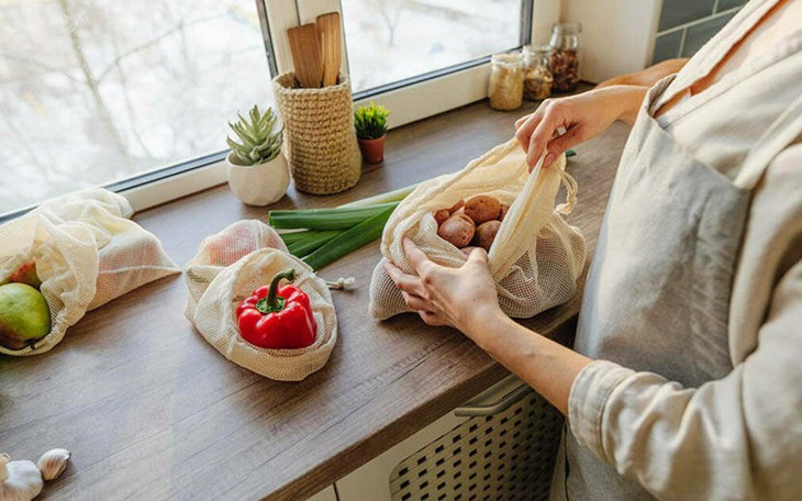 Bộ Y tế trả lời kiến nghị làm sao để kiểm soát rau, trái cây mua 2-3 ngày rồi vẫn tươi? - Ảnh 3.
