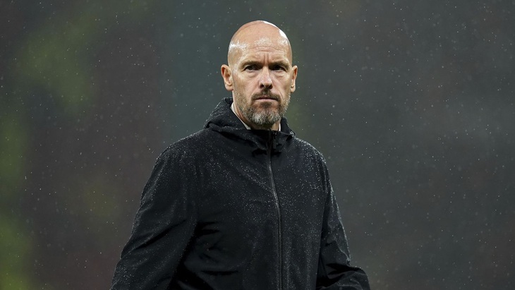 HLV Erik ten Hag có tiếp tục ở lại Manchester United hay không sẽ được quyết định trong tuần này - Ảnh: AP