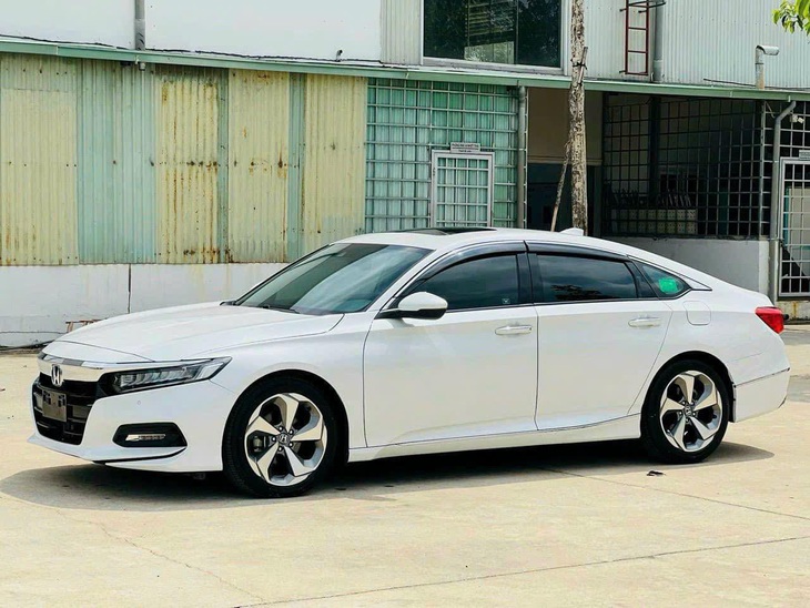 Honda Accord có giá trị khuyến mãi chính hãng lớn nhất đợt này, với mức giảm tiền mặt lên tới 220 triệu - Ảnh: Đại lý Honda