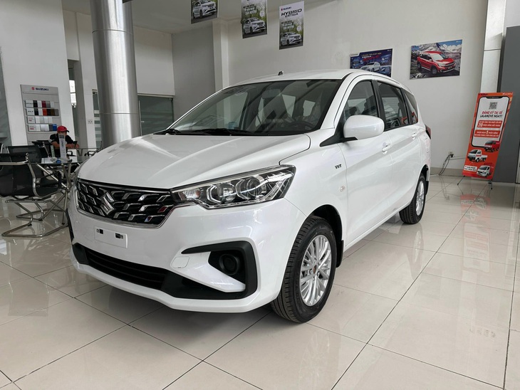 Suzuki Hybrid Ertiga được ưu đãi 100% lệ phí trước bạ - Ảnh: Đại lý Suzuki