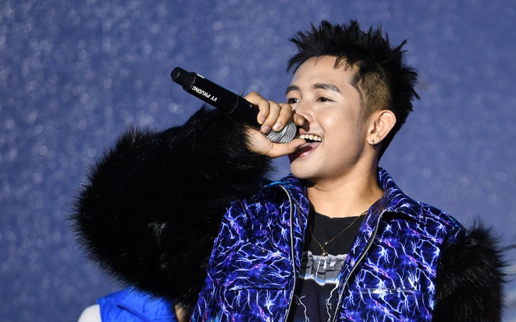 Ricky Star: Từ 'ngôi sao 4 nón vàng' đến hành trình tìm lại chính mình cùng 'Đôi chân đi' - Ảnh 5.
