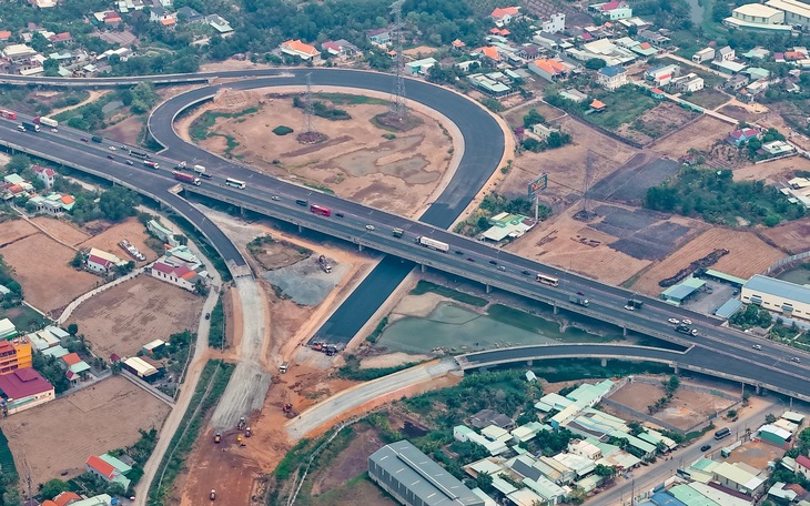 Đề xuất khai thác trước 9,5km cao tốc Bến Lức - Long Thành - Ảnh 3.