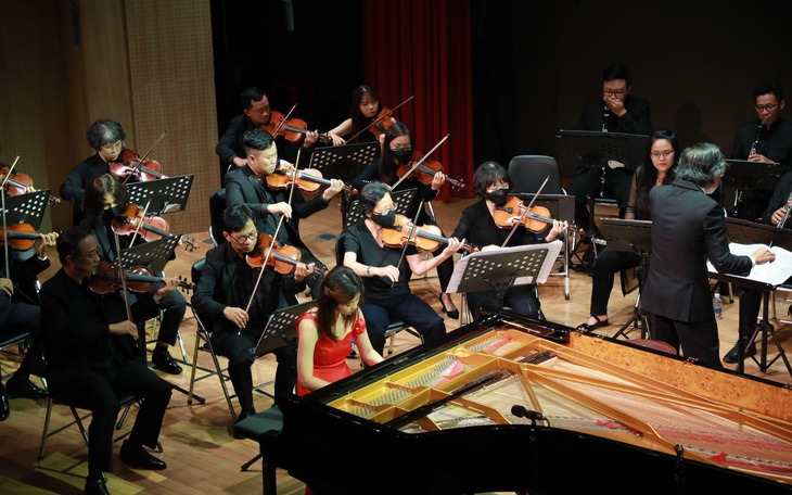 Lương Khánh Nhi xuất sắc giành giải ba cuộc thi Leeds International Piano Competition - Ảnh 5.