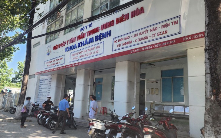 Cựu viện trưởng Viện Pháp y tâm thần Trung ương Biên Hòa bị đề nghị đến 17 năm 9 tháng tù - Ảnh 2.
