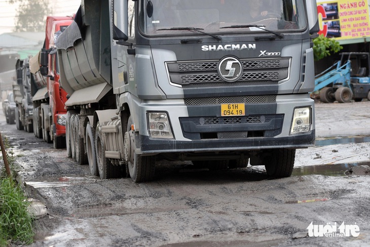 Đây là tuyến đường kết nối các doanh nghiệp tại cụm công nghiệp Thiện Tân ra quốc lộ 1, đồng thời là tuyến đường nối Đồng Nai với Bình Dương thông qua cầu Thủ Biên. Mỗi ngày, tuyến đường đón nhận hàng ngàn lượt xe lưu thông, trong đó có nhiều xe trọng tải nặng