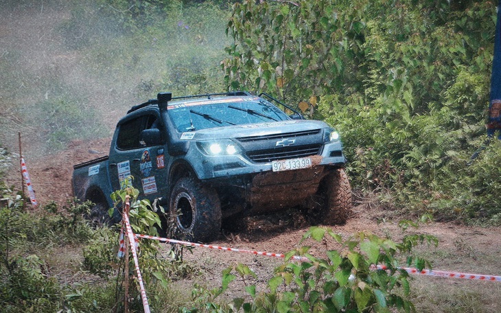 Hãng xe đầu tư tiền tỉ tổ chức rally, off-road thu hút khách hàng - Ảnh 3.