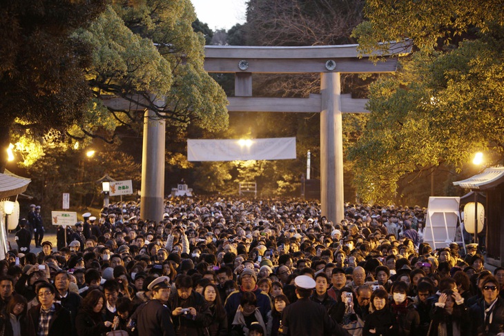 Đền Meiji ở Tokyo ngày đầu năm mới. Ảnh: The Japan Times