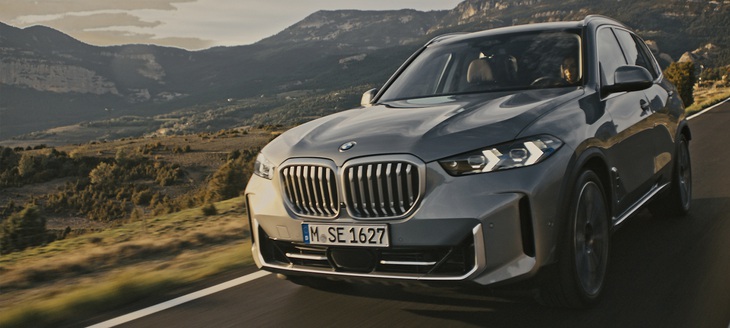 Chủ xe BMW kiện tập thể hãng vì cố tình lờ trang bị lỗi này gây hư hại nghiêm trọng- Ảnh 1. Nhiều xe BMW bị tố sử dụng ăng ten vây cá mập có thiết kế hoặc cấu trúc lỗi mà hãng cố tình không sửa - Ảnh: BMW