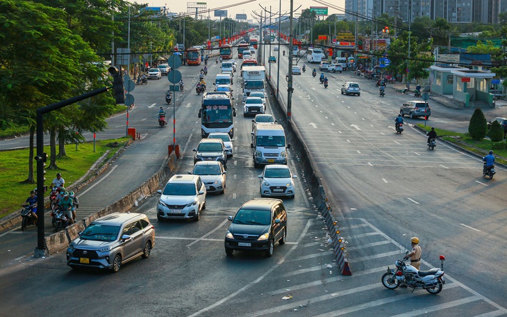 TP.HCM giảm dần đèn giao thông đếm ngược để ngăn xe vượt 2-3 giây