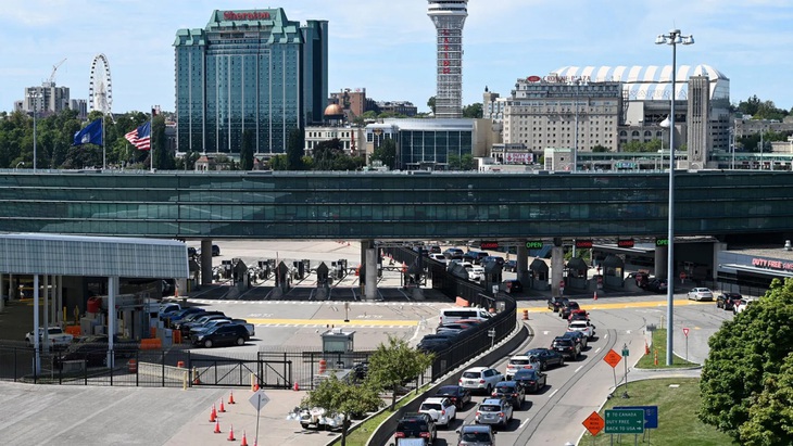 Canada không cho công dân nước ngoài xin giấy phép lao động tại cửa khẩu biên giới- Ảnh 1.