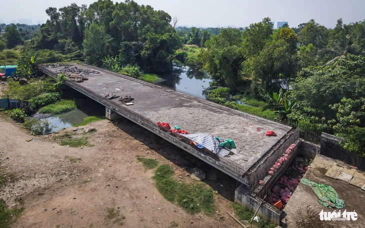 Bộ Kế hoạch và Đầu tư được giao nghiên cứu phương án gỡ vướng cho 2,7km vành đai 2 TP.HCM  - Ảnh 2.