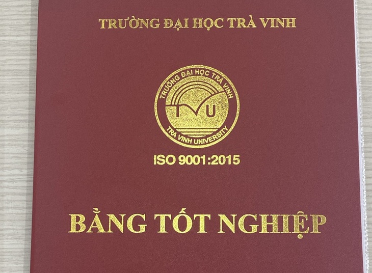 Bằng tốt nghiệp cử nhân của Trường đại học Trà Vinh - Ảnh: S.T.