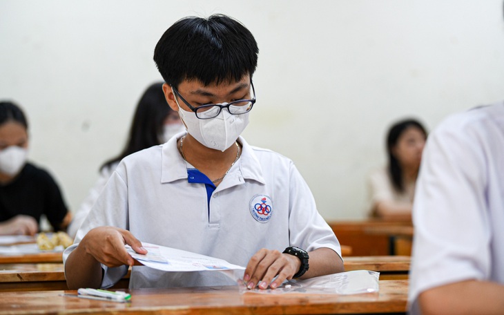 Thí sinh từ đậu thành rớt lớp 10 chuyên, Sở GD-ĐT Hải Phòng xin lỗi - Ảnh 2.