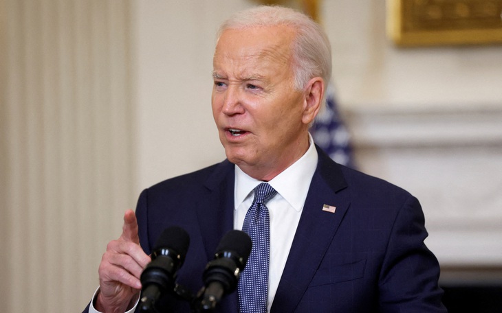 Ông Biden ngăn nhập cư từ Mexico, đổ lỗi cho ông Trump