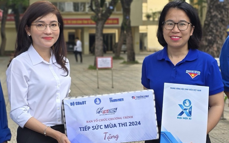 Hơn 6.000 sinh viên tình nguyện 'Tiếp sức mùa thi' năm 2026 đồng hành sĩ tử tại 246 điểm thi TP.HCM - Ảnh 8.