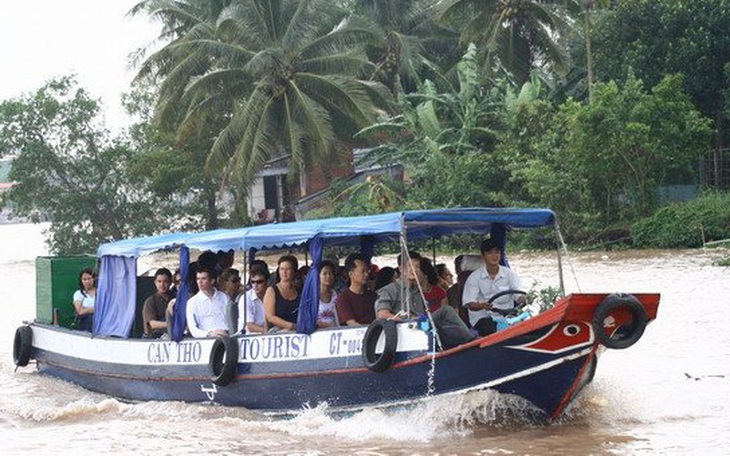 Cứu chợ nổi bằng sự 