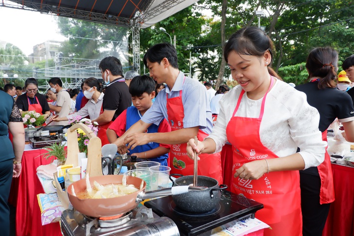 Khi ta có một ông chồng hay hờn dỗi - Ảnh 2.