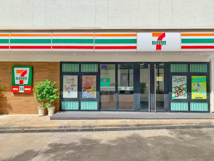 Cửa hàng 7-Eleven đầu tiên tại Saigon Trade Center