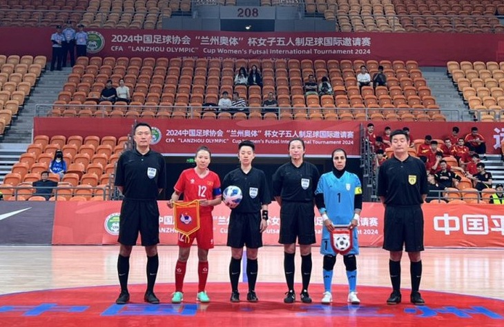 Tuyển futsal nữ Việt Nam hòa Iran 2-2 - Ảnh: VFF