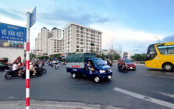 Cơ quan điều tra yêu cầu doanh nghiệp cung cấp hồ sơ ‘làm ăn’ với Phúc Sơn tại Nha Trang - Ảnh 4.