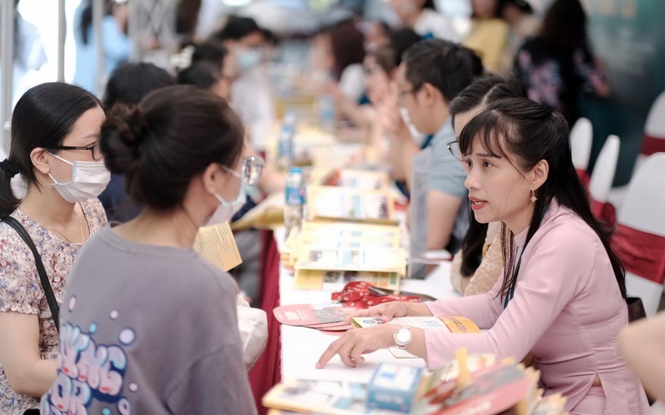 Đăng ký xét tuyển đại học: Cân nhắc khi chọn ngành