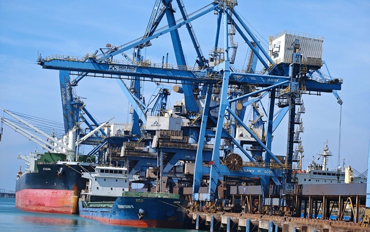 Lần đầu Việt Nam sản xuất cẩu RTG Hybrid, Tân Cảng Cát Lái chính thức vận hành - Ảnh 3.