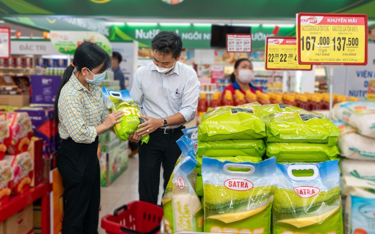 Siêu thị tăng kiểm soát hàng 'chinh phục' niềm tin người tiêu dùng- Ảnh 4.