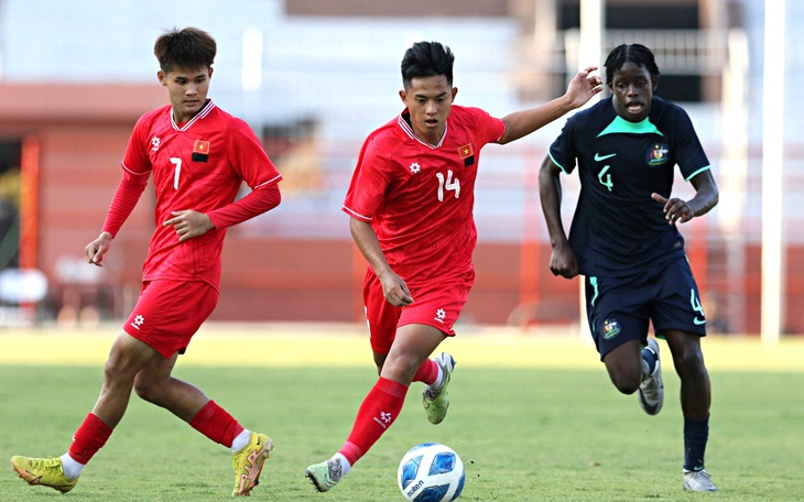 Thua đậm U19 Úc, U19 Việt Nam sắp bị loại từ vòng bảng