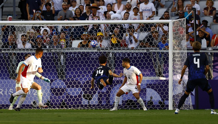 Olympic Nhật Bản đại thắng 5-0 trước Paraguay trong ngày ra quân- Ảnh 3.