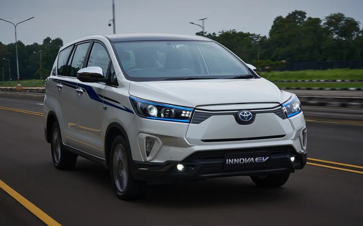 Bản hoàn chỉnh hơn của Toyota Innova Electric ra mắt - Ảnh 9.