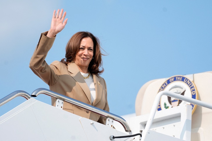 Phó tổng thống Mỹ Kamala Harris có mặt trong chiến dịch vận động tại bang Massachusetts ngày 27-7 - Ảnh: REUTERS