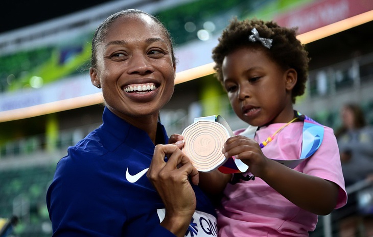 Huyền thoại điền kinh Allyson Felix nảy ra ý tưởng mở nhà trẻ trong làng VĐV ở Olympic để giúp các bà mẹ VĐV yên tâm thi đấu - Ảnh: GETTY