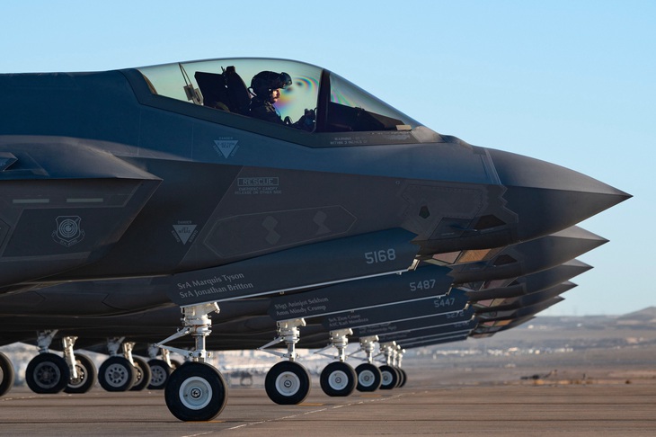 Những chiếc tiêm kích F-35 Lightning II - Ảnh: KHÔNG QUÂN MỸ