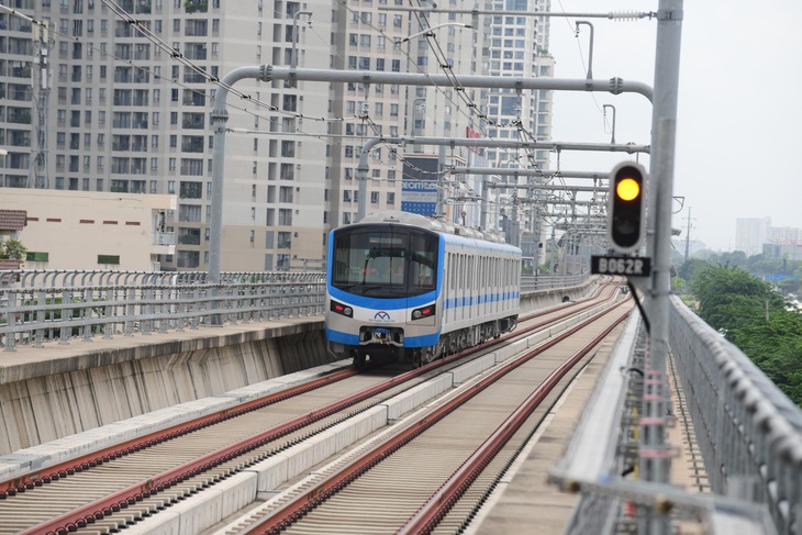 Metro số 1 được đặt mục tiêu đưa vào khai thác thương mại ở quý 4-2024 - Ảnh: QUANG ĐỊNH